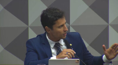 Duarte aponta contradições de ex-ministro de Bolsonaro na CPMI do INSS