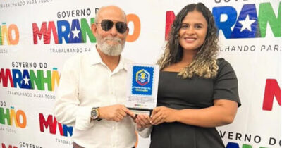 Secretária de educação de Turiaçu compra mais de 2,1 milhões em livros