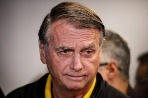 Bolsonaro vai a julgamento no STF em caso marcado por questionamentos jurídicos
