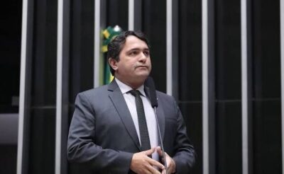 Veja Agora: Deputado do Maranhão emprega a própria sogra na Câmara