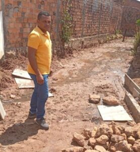 Indicação atendida: Vereador Nunes do Náutico visita obras de drenagem de trecho do canal da Água Fria no bairro Codó Novo
