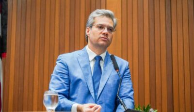 Discurso duro da oposição incomoda líder do governo
