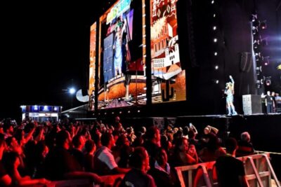 Noite de música nordestina anima público em festa promovida pela Prefeitura na Cidade da Alegria
