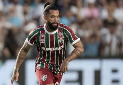 Recuperado de lesão, Otávio surpreende ao retornar a campo pelo Fluminense