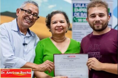Prefeito Dr. Amilcar Rocha, participa da entrega dos certificados para 76 profissionais que concluíram suas capacitações