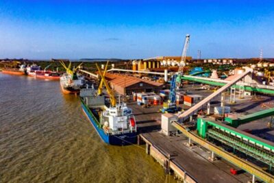 Porto do Itaqui supera movimentação anual de 2021