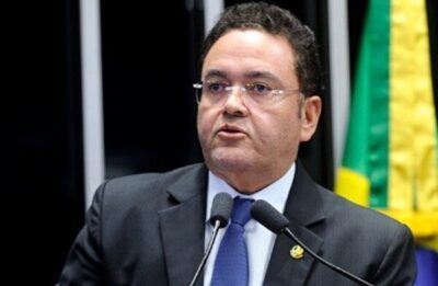 Partido Agir 36 retira apoio ao senador Roberto Rocha