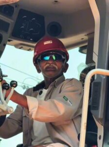 Vídeo :Professora Cici transforma Conceição de Lago- Açu em ” canteiro de obras “