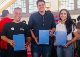 Governo entrega tablets para estudantes, serviços e obras em Paço do Lumiar