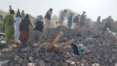 Terremoto no Afeganistão mata mais de 800 e deixa milhares de feridos