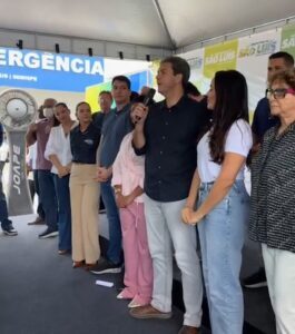 Ignorou! Braide inaugura hospital em São Luís, cita todo mundo e ignora o próprio irmão
