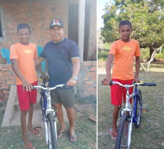 Vereador Ivan realiza sonho de garoto que caminha 10 km para chegar em escola da zona rural de São João Batista