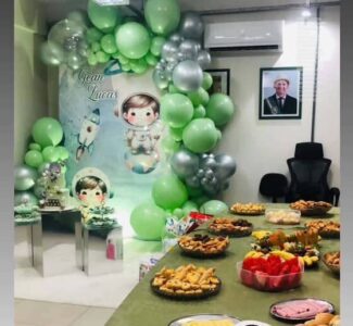 Em Coroatá, gabinete do prefeito se transforma em salão de festa em pleno expediente
