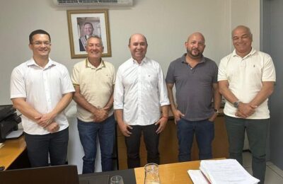 Prefeitura e Secid firmam compromisso para retomada de obras de abastecimento na cidade de Viana