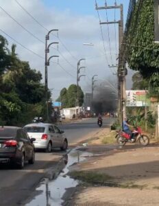 Protesto na Estrada da Maioba interdita rodovia e causa caos no trânsito nesta quarta-feira