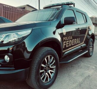 PF cumpre mandados contra funcionário terceirizado da UFMA em São Luís/MA