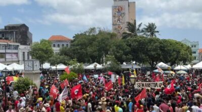 Manifestantes fazem ato contra a PEC da Blindagem e PL da Anistia em São Luís
