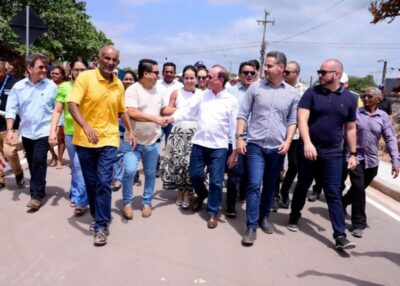 Mais uma obra: Dr. Julinho entrega à população ribamarense a nova Estrada da Ponta Verde