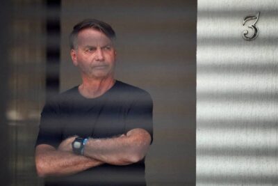 Pena de Bolsonaro deve permitir regime semiaberto a partir de 6 anos de prisão