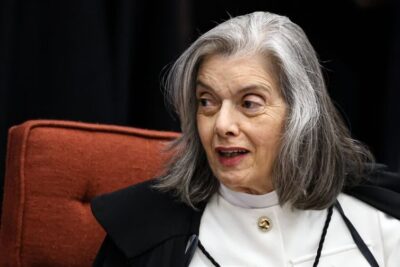 Cármen Lúcia diz que STF manterá defesa da democracia