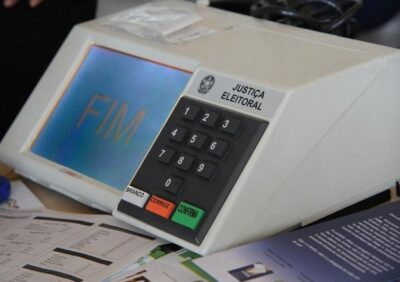 Com vetos, Lula sanciona limite para inelegibilidade por Ficha Limpa