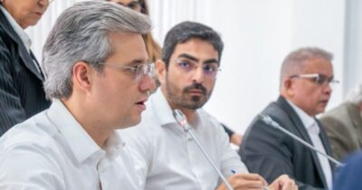 CCJ aprova unificação de projetos sobre presença de fisioterapeutas em maternidades e UTIs