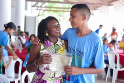 Gedema realiza evento em homenagem às mães dos alunos do Programa ‘Sol Nascente’