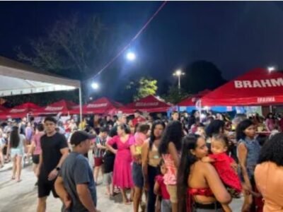 Primeira Feira Delícias na Praça, impulsiona a economia Pinheirense durante dois dias na Praça do Centenário