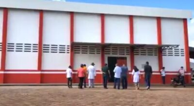 Santa Helena – Com a serra do matadouro quebrada, abate de gado é suspenso e marchantes ficam no prejuízo