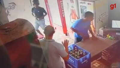VÍDEO: Criminosos rendem cliente e roubam dinheiro de mercadinho em Santa Inês (MA)
