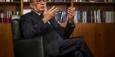 Gilmar Mendes diz que sanções contra esposa de Moraes são arbitrárias