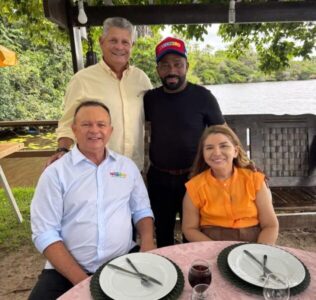 Heliezer do Povo e Walace Azevedo participam ao lado do governador na inauguração da ponte em Barreirinhas