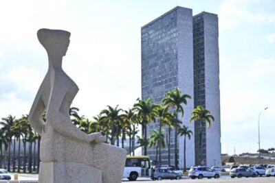 STF tem maioria para restringir à Corte poder de autorizar buscas no Congresso