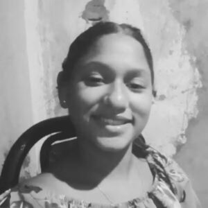 Menina de 11 anos morre após ser espancada por colegas dentro da escola no Sertão de PE