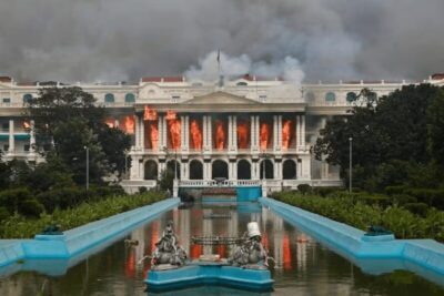 Mulher de ex-primeiro-ministro do Nepal é queimada viva em ataque de manifestantes, diz imprensa local