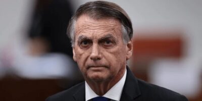 Bolsonaro pode perder patente de Capitão do Exército