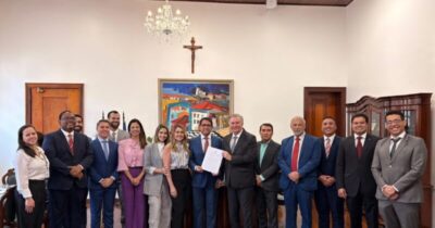Juízes e juízas tomam posse no Judiciário