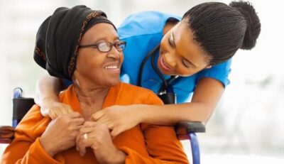 Quando a memória apaga: dores e desafios de quem cuida de um parente com Alzheimer