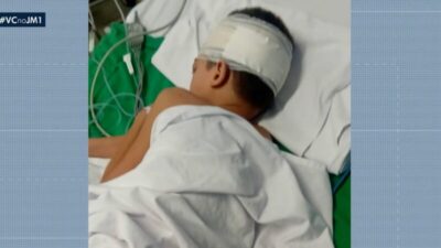 Criança de 7 anos sofre descarga elétrica em poste energizado em praça de SL