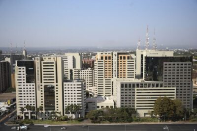 Turismo muda regras de check-in e check-out de hospedagens