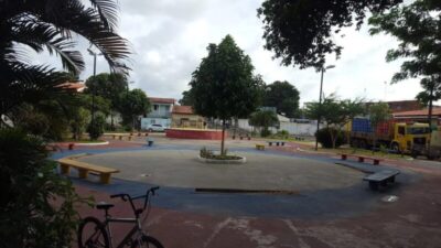 IMPUR e construtora firmam acordo para reconstrução da Praça das Roseiras