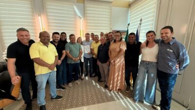 Manifesto de 21 vereadores rechaça pedido de impeachment do prefeito Eduardo Siqueira