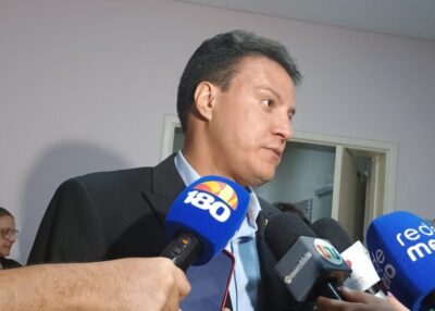 Prefeito acusado de matar PM é solto no Maranhão e Felipe Camarão cutuca Brandão sobre nepotismo
