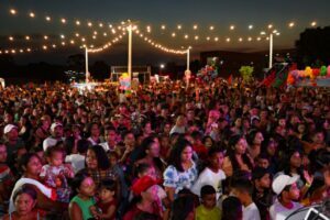 Praça da Família lota em grande festa do Dia das Crianças em São Benedito do Rio Preto