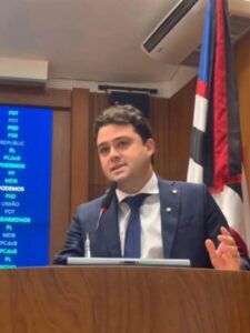 ‘Crise dos áudios’: Leandro Bello sai em defesa se Rubens Jr. e Márcio Jerry