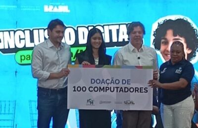 Timon recebe 100 computadores após articulação do deputado Leandro Bello com o Ministério das Comunicações