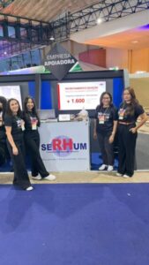 Equipe da SeRHum na Expo Indústria 2025