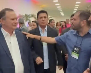 Fernando Pessoa participa de evento, na companhia do governador Carlos Brandão