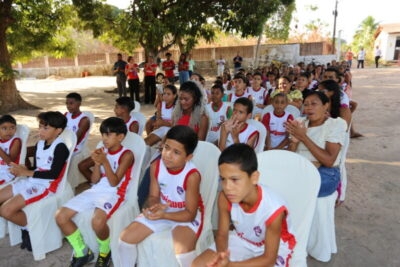 Futebol, cidadania e esperança entram em campo na nova temporada da Escolinha CTM