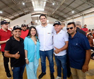 Bruna Pessoa participa de solenidade na entrega de cartões do Programa Maranhão Livre da Fome